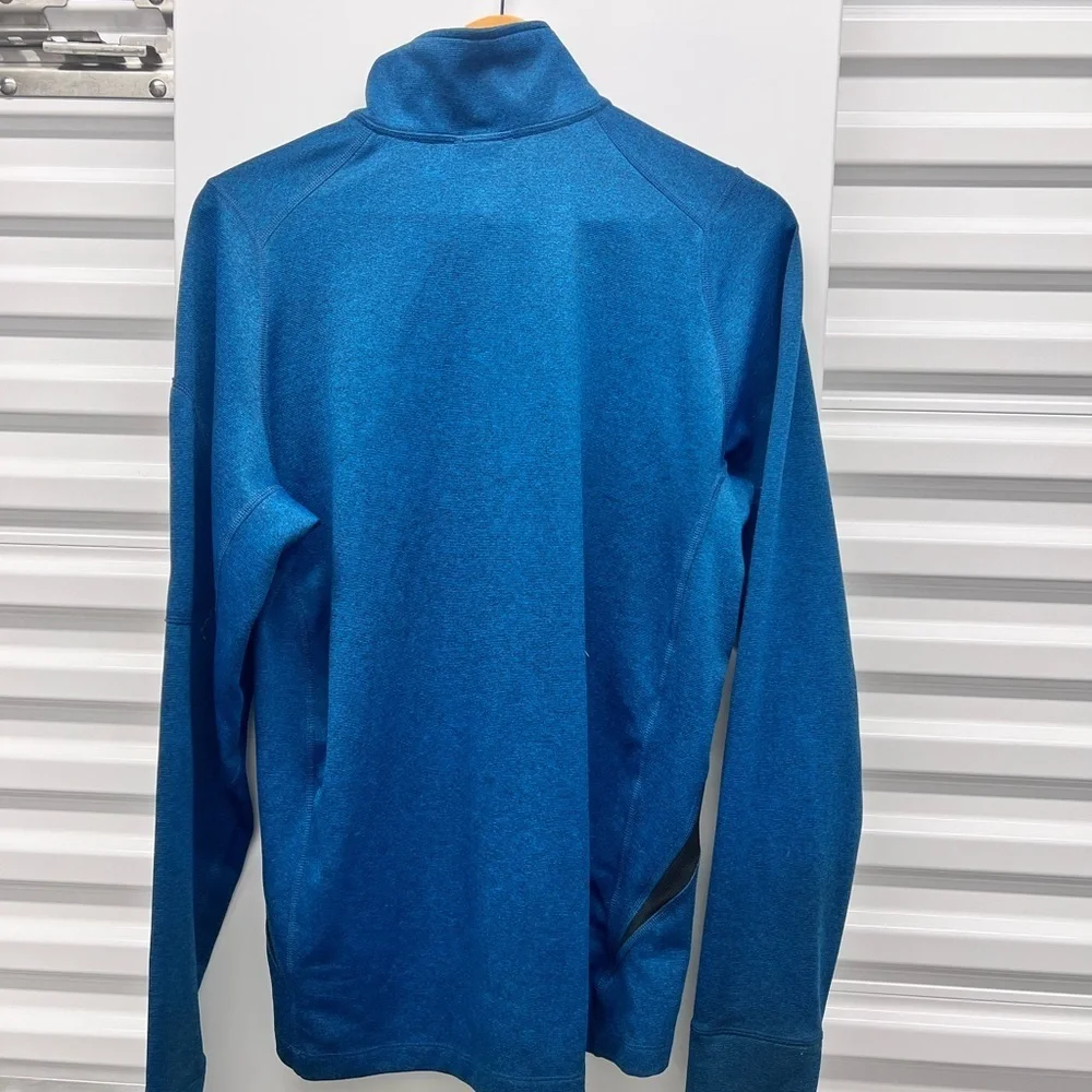 The North Face teal blue quarter zip pullover size M